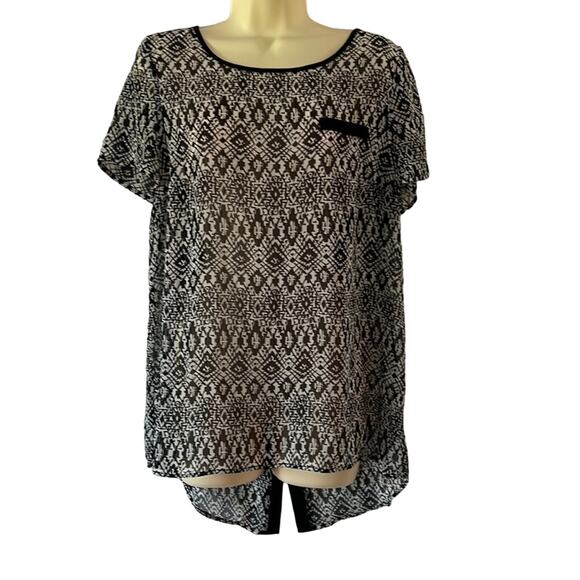 AB Studio Black and White Crinkle Chiffon Geometric Print Tunic Top Blouse - Picture 1 of 9